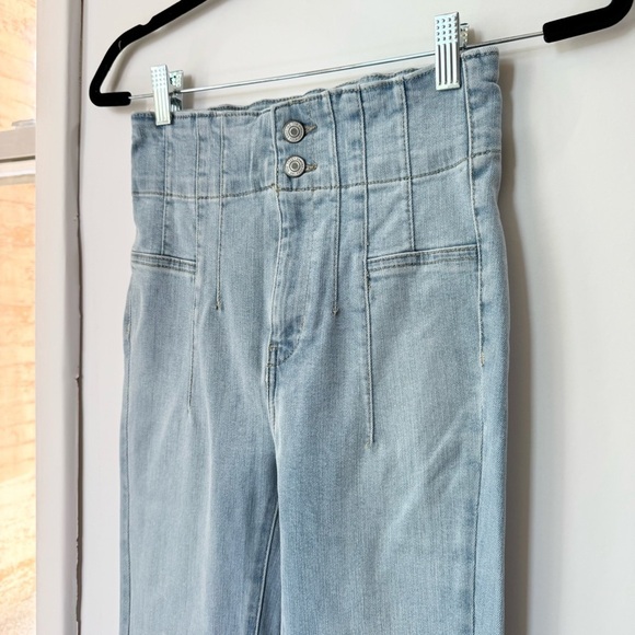 New Free People Jayde Flare Jeans High Rise in Washed Out Light Denim Blue 25 - Picture 7 of 13